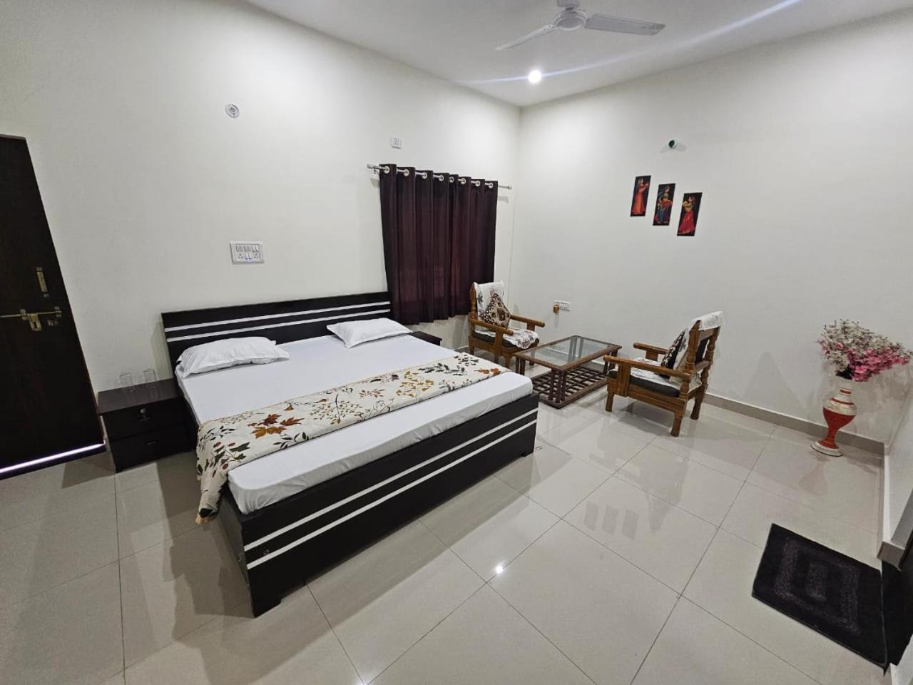 Govind Resort Mathura Exteriör bild