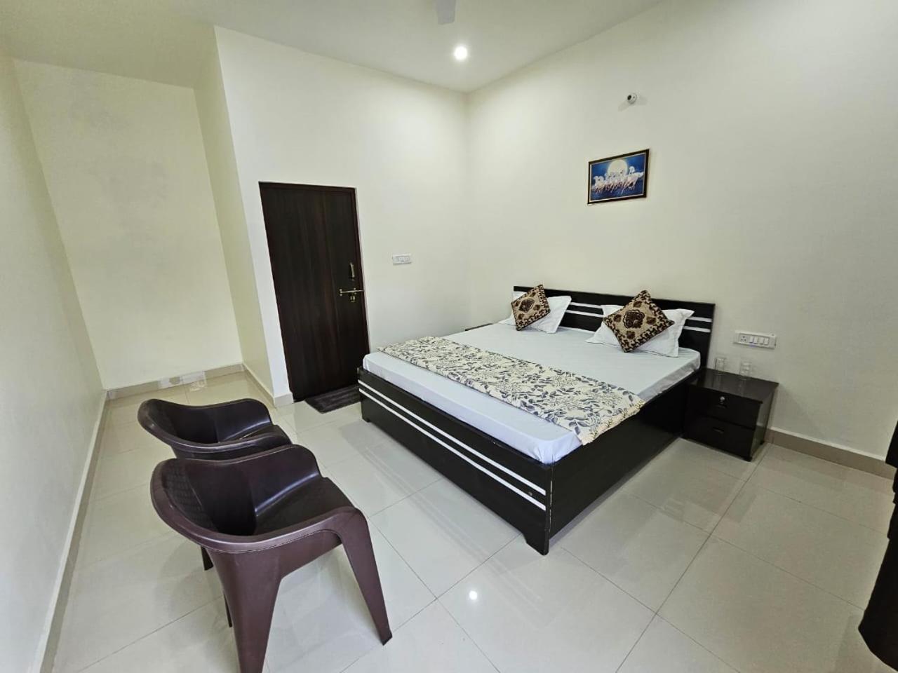 Govind Resort Mathura Exteriör bild